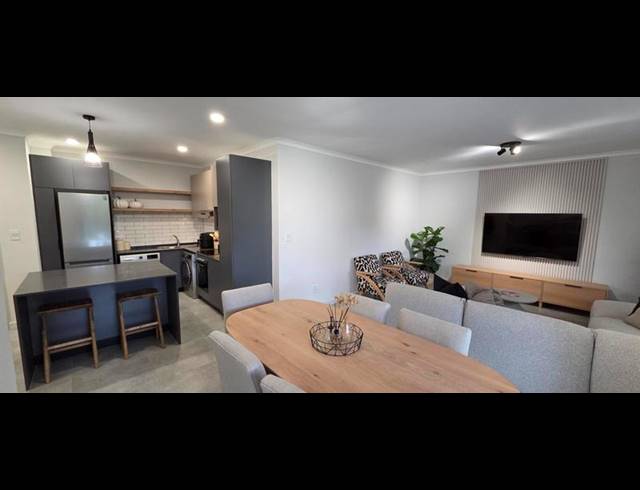 3 BEDROOM APARTMENT FOR SALE IN WESTBROOK